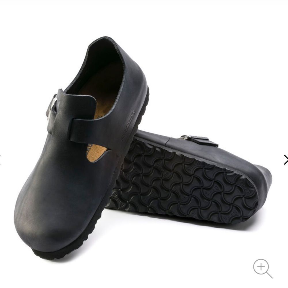 BIRKENSTOCK London Oiled Leather Clogs black